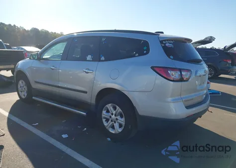 2017 Chevrolet Traverse Ls из США, поврежденный, VIN 1GNKRFKD3HJ268135